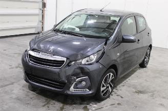 Vaurioauto  passenger cars Peugeot 108  2020/2