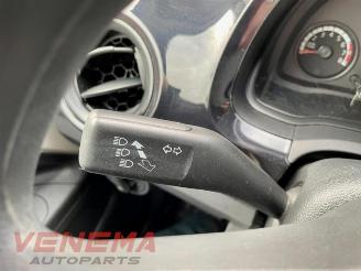 Volkswagen Up! Up! (121), Hatchback, 2011 1.0 12V 75 picture 15