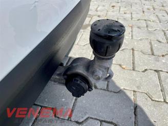 Mercedes E-klasse E Estate (S213), Combi, 2016 E-300de 2.0 Turbo 16V picture 11