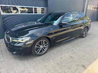 Damaged car BMW 5-serie BMW 5er LCI Touring 530 d M Sport 2023/4