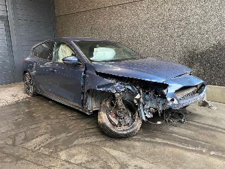 Salvage car Ford Focus Focus IV Hatchback 1.0 Ti-VCT EcoBoost 12V 125 Hatchback  Benzine 999cc 92kW (125pk) FWD 2021/5