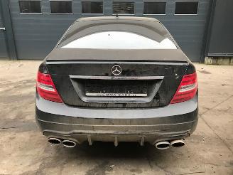 Mercedes C-klasse (W204) Sedan 2007 / 2014 2.2 C-200 CDI 16V BlueEFFICIENCY Sedan 4Dr Diesel 2.143cc 100kW (136pk) RWD picture 5