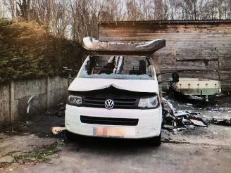 Volkswagen Transporter T5 Ch.Cab/Pick-up 2003 / 2015 2.0 TDI DRF CHP  Diesel 1.968cc 103kW FWD picture 3