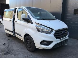 Coche siniestrado Ford Custom Transit Custom Van 2019 2.0 TDCi 16V Eco Blue 105 Bestel  Diesel 1.995cc 77kW (105pk) FWD 2019/6