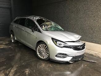 Uttjänta bilar auto Opel Astra K Sports Tourer Combi 2020 1.2 Turbo 12V Combi/o  Benzine 1.199cc 96kW (131pk) FWD 2020/1