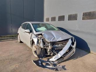 rozbiórka samochody osobowe Opel Astra  2018/1