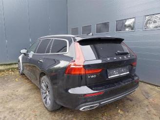 Volvo V-60 V60 Cross Country II (ZZ), Combi, 2018 2.0 D3 16V AWD picture 1
