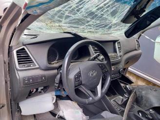 Hyundai Tucson Tucson (TL), SUV, 2015 1.6 GDi 16V 2WD picture 13