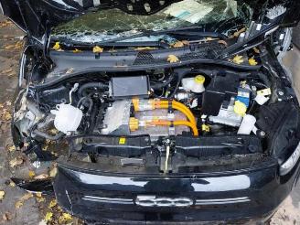 Fiat 500E 500e (332), Hatchback, 2020 42 kWh 3+1 picture 10