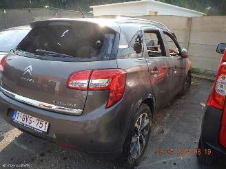 Coche siniestrado Citroën C4 aircrossecxlusive 2014/1