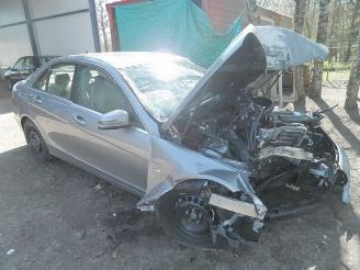 Autoverwertung Mercedes C-klasse C200    2000 benzine 2012/1