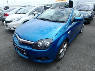 Sloopauto Opel Tigra 1800cc benzine 2005/1
