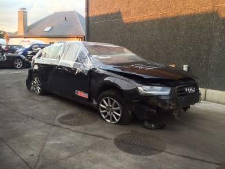 Unfallwagen Audi A4  2013/11