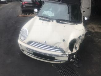 Mini Cabrio  picture 1