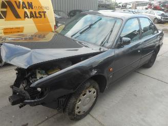 krockskadad bil auto Audi A6  1995/1