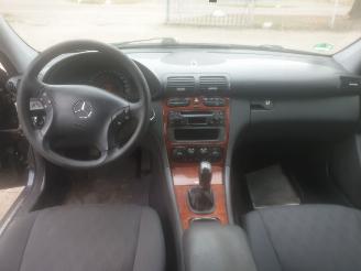 Mercedes C-klasse  picture 9