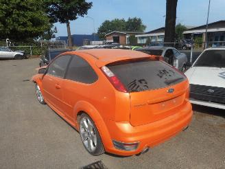 Démontage voiture Ford Focus st 2.5 turbo 2006/1