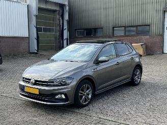 Voiture accidenté Volkswagen Polo 1.6 TDI DSG R-Line Pano Virtual Cockpit 2018/11