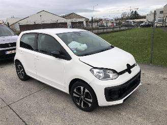 Damaged car Volkswagen Up! 1.0 2019/6