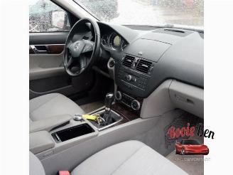 Mercedes C-klasse C (W204), Sedan, 2007 / 2014 1.8 C-180K 16V picture 9