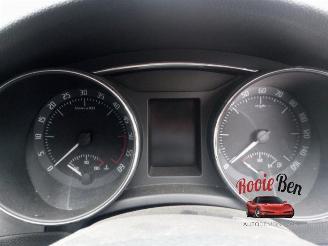 Skoda Superb Superb (3TAA), Hatchback, 2008 / 2015 2.0 TDI 16V picture 11