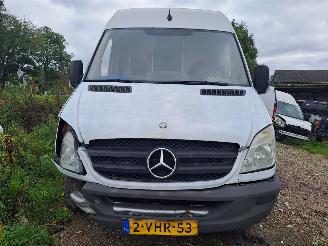 Mercedes Sprinter  picture 2