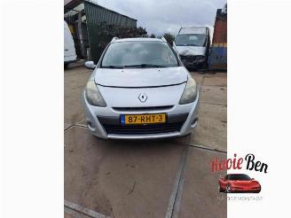 Uttjänta bilar auto Renault Clio Clio III Estate/Grandtour (KR), Combi, 2007 / 2014 1.2 16V TCE 100 2011/5
