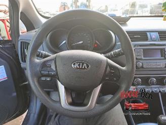 Kia Rio Rio III (UB), Hatchback, 2011 / 2017 1.2 CVVT 16V picture 13