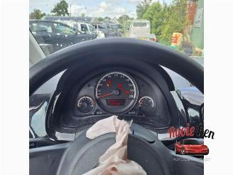 Volkswagen Up! Up! (121), Hatchback, 2011 1.0 12V 60 picture 9