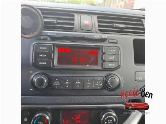 Kia Rio Rio III (UB), Hatchback, 2011 / 2017 1.2 CVVT 16V picture 13