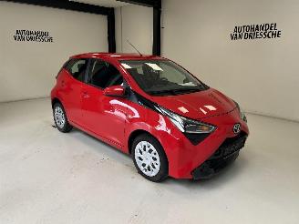 Unfallwagen Toyota Aygo NUR 12000KM !!! 2020/8