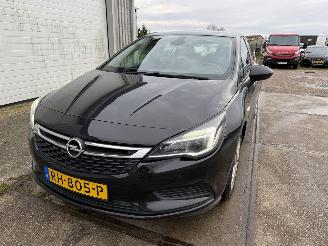 Opel Astra 1.0 Online Edition picture 10