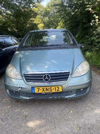 skadebil auto Mercedes A-klasse A 150 2005/5