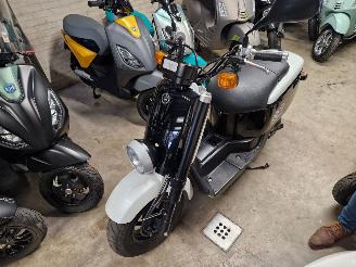 Unfall Kfz Roller Yamaha  GIGGLE 2010/11