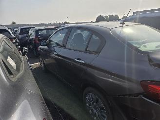 skadebil auto Fiat Tipo  2016/9