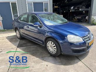 Volkswagen Jetta Jetta III (1K2), Sedan, 2005 / 2010 1.6 FSI 16V picture 7