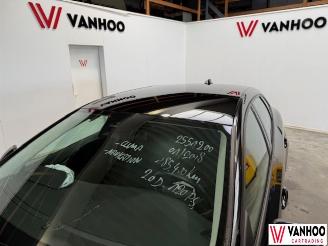 Volvo V-40  picture 17