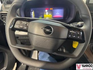 Opel Combo  picture 17