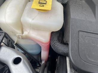 Jeep Compass 2.0 Sport picture 13