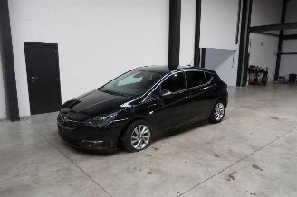Damaged car Opel Astra ELEGANCE 2020/1
