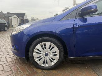 Ford Focus Wagon 1.0 EcoBoost Trend picture 10