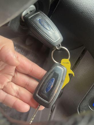 Ford Focus Wagon 1.0 EcoBoost Trend picture 21