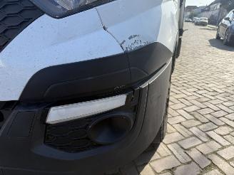 Iveco Daily 35S15 2.3 410 picture 4