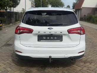 Ford Focus Turnier cool & connect 1.5 picture 11