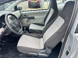 Seat Mii 1.0 Kleur exterieur / Laknummer 8E / A7W picture 8