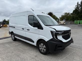 Coche accidentado Renault Master  2024/11