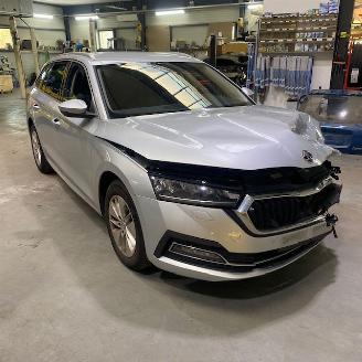 skadebil auto Skoda Octavia  2023/1