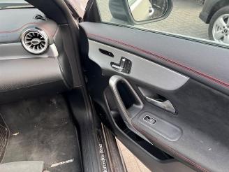 Mercedes Cla-klasse 180d Shooting Brake AMG Panorama picture 19